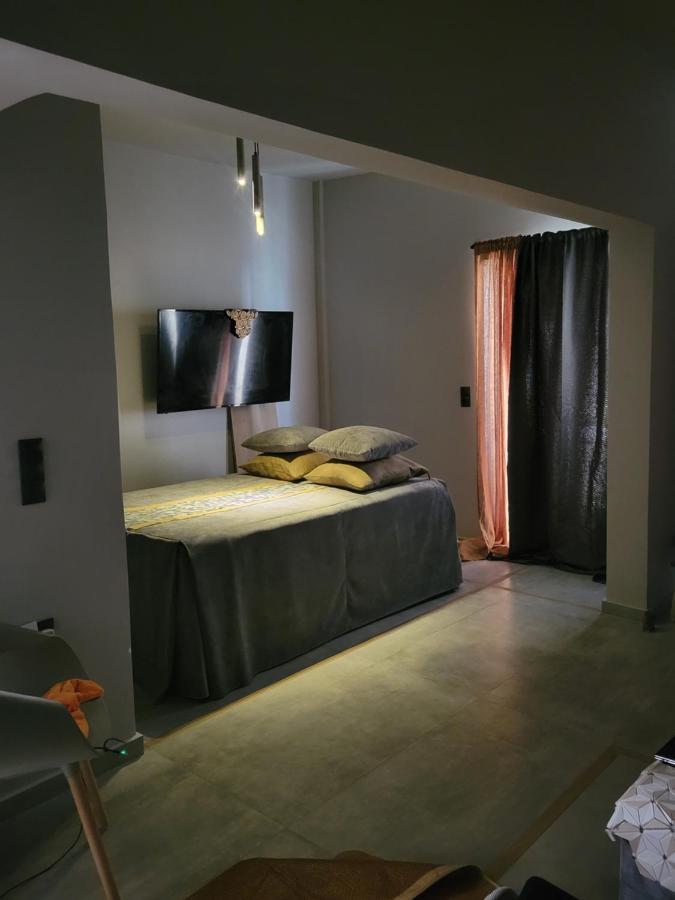 Tatami Zen Apartment Атина Екстериор снимка